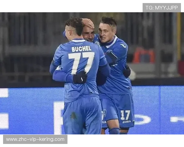 吉鲁门前小角度推射稳稳进网