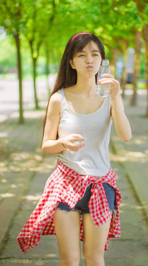 勇士新秀完成签约家人现场见证激动落泪,2020nba勇士新秀