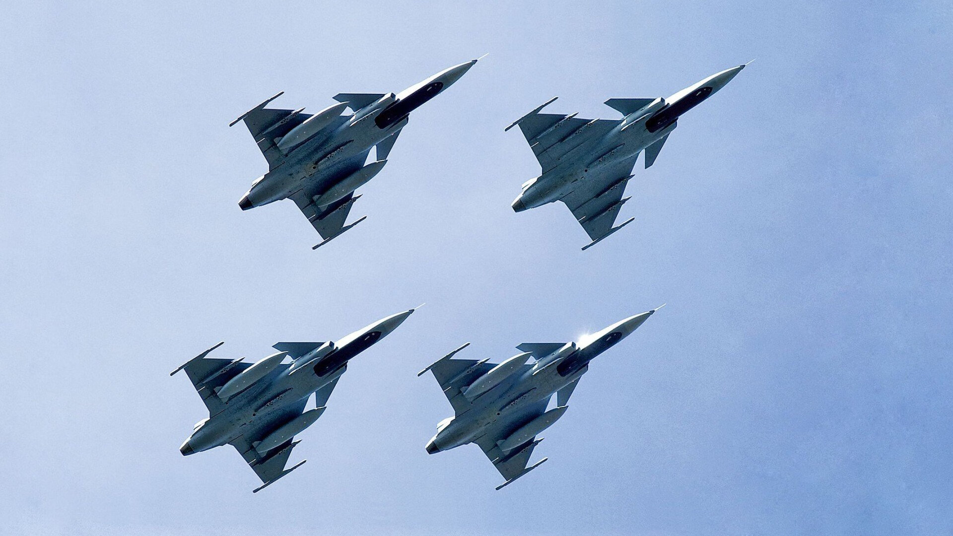 开云体育登录入口-热火训练营中开展非正式比赛激发球员激情，热火训练馆